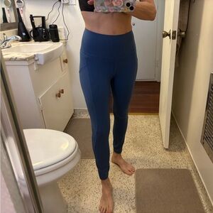 Lululemon Align High-Rise Crop with pockets 23” Blue Leggings
